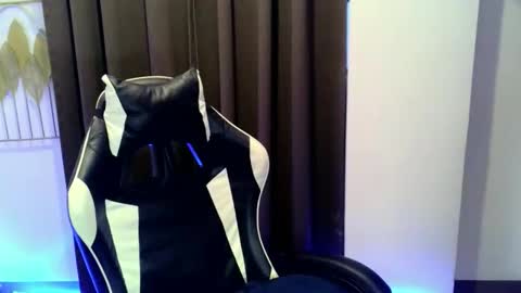 fabulous_cristy24 online show from 05.04.26