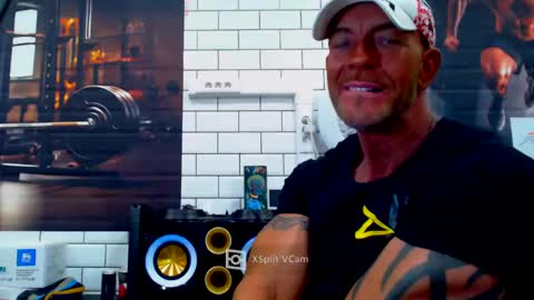Snapshot of fabxxxl chatting on 02.15.25 fabxxxl online show from 02.15.25