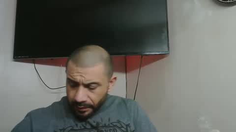 Snapshot of faded805 chatting on 12.10.24 Mark online show from 12.10.24