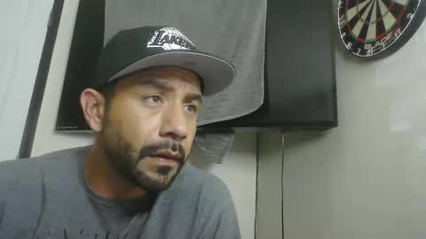 Snapshot of faded805 chatting on 11.12.25 Mark online show from 11.12.25