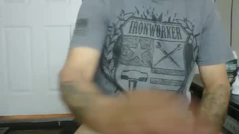 Snapshot of faded805 chatting on 11.19.25 Mark online show from 11.19.25