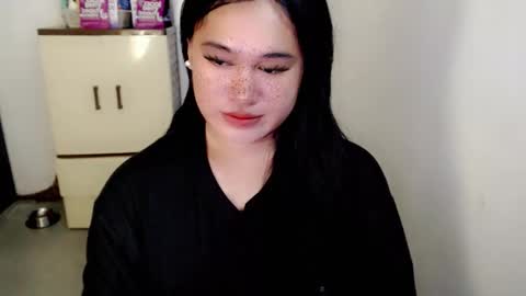 Snapshot of fairy_cuddle chatting on 06.10.26 call me shanaia online show from 06.10.26