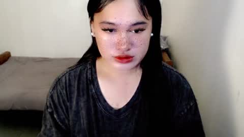 Snapshot of fairy_cuddle chatting on 06.15.26 call me shanaia online show from 06.15.26