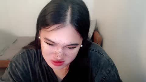 Snapshot of fairy_cuddle chatting on 07.01.26 call me shanaia online show from 07.01.26