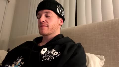 Snapshot of fairybae5 chatting on 01.28.25 Travis online show from 01.28.25