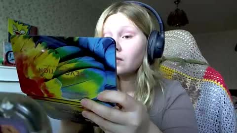 Arisha online show from 10.13.25