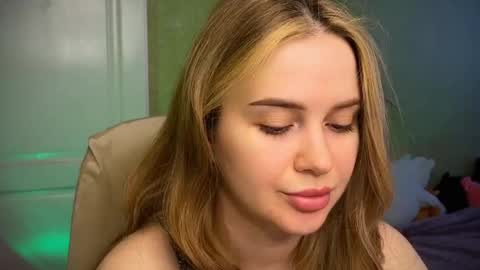 Snapshot of fairyilona chatting on 03.28.26 Ilona online show from 03.28.26