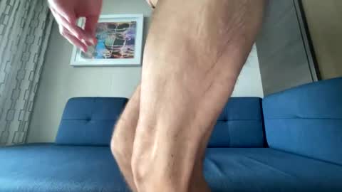 Snapshot of falconcam chatting on 02.10.25 falconcam online show from 02.10.25