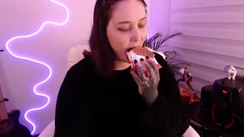 OF fallenag 1 online show from 09.11.25