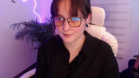 Snapshot of fallenag__ chatting on 03.23.26 OF fallenag 1 online show from 03.23.26