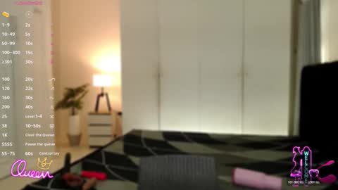 Snapshot of fallfromabove chatting on 01.08.26 Belly Conklin online show from 01.08.26