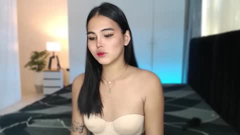 Snapshot of fallfromabove chatting on 01.10.26 Belly Conklin online show from 01.10.26