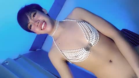 Ivy Lauren online show from 02.01.25