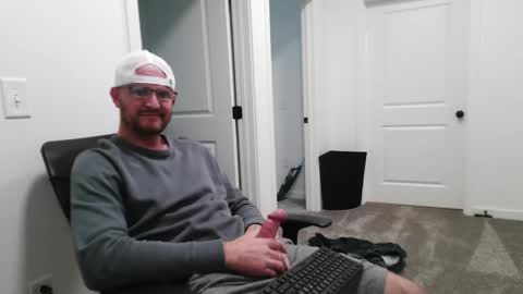 Snapshot of fallout76552 chatting on 10.25.25 Daddy online show from 10.25.25