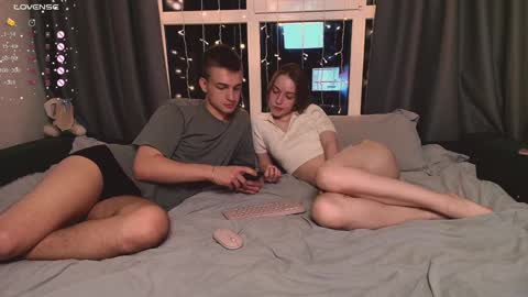 Snapshot of familysexy34 chatting on 12.29.24 familysexy34 online show from 12.29.24