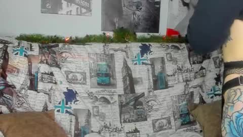 Snapshot of fancy__nancy chatting on 12.24.24 Nancy online show from 12.24.24