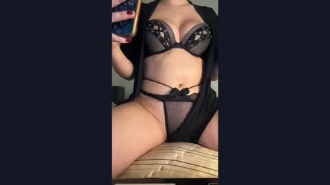 fancy_girl2424 online show from 01.15.25