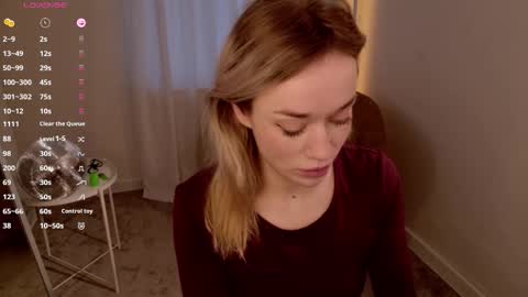 Snapshot of fancyamelia chatting on 10.15.25 fancyamelia online show from 10.15.25