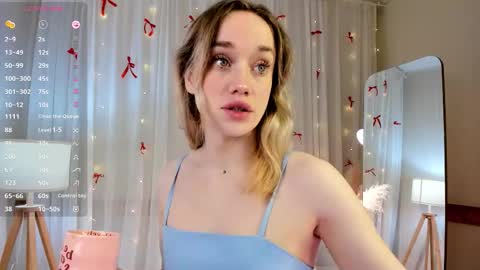 Snapshot of fancyamelia chatting on 01.09.26 fancyamelia online show from 01.09.26