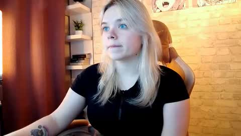 Bella online show from 11.24.25