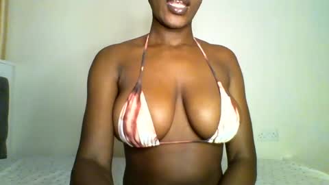 Snapshot of fancyfingers_ chatting on 06.27.26 fancyfingers1 online show from 06.27.26