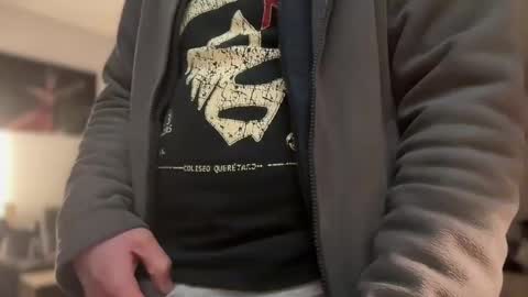 Snapshot of fandedanny chatting on 01.18.25 fandedanny online show from 01.18.25