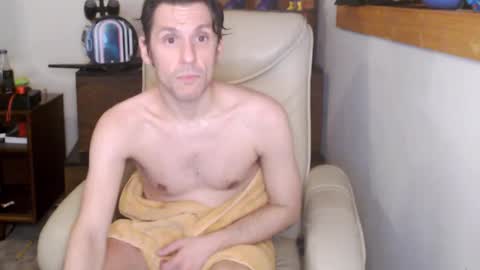 Snapshot of fanfriction chatting on 03.18.26 Fan Friction online show from 03.18.26