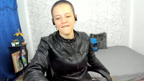 FANNY online show from 03.12.25