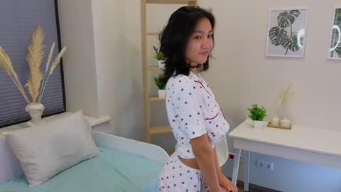 Eva online show from 01.04.25