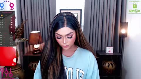 Snapshot of fantacyoflove chatting on 12.28.24 YASI online show from 12.28.24