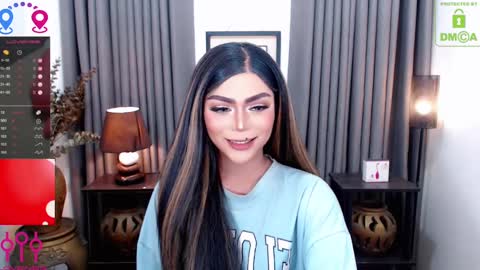 Snapshot of fantacyoflove chatting on 01.01.25 YASI online show from 01.01.25