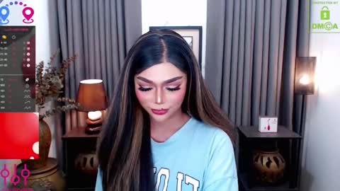 Snapshot of fantacyoflove chatting on 01.27.25 YASI online show from 01.27.25