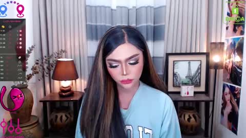 Snapshot of fantacyoflove chatting on 03.04.25 YASI online show from 03.04.25