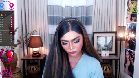 Snapshot of fantacyoflove chatting on 03.08.25 YASI online show from 03.08.25