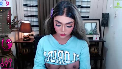 Snapshot of fantacyoflove chatting on 12.21.25 YASI online show from 12.21.25