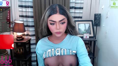 Snapshot of fantacyoflove chatting on 01.11.26 YASI online show from 01.11.26