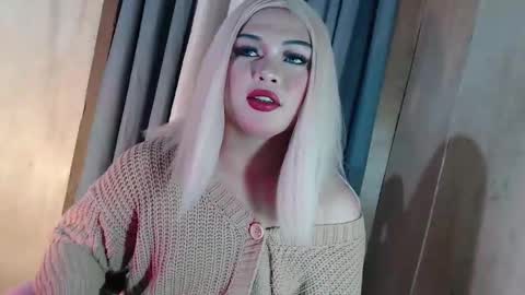 Snapshot of fantasticcock69_daniella chatting on 04.24.26 DANIELLA - DONT FORGET TO GIVE ME A THUMBSU UP online show from 04.24.26