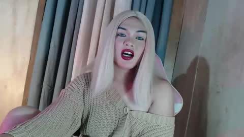 Snapshot of fantasticcock69_daniella chatting on 04.29.26 DANIELLA - DONT FORGET TO GIVE ME A THUMBSU UP online show from 04.29.26