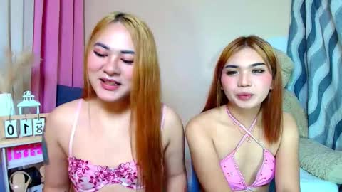 Snapshot of farrah_marie chatting on 10.10.25 Farrah Zarake online show from 10.10.25