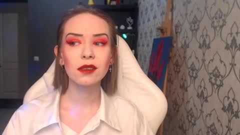 Fascinating   Eyes online show from 07.24.26