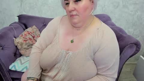 fashiona online show from 01.21.25