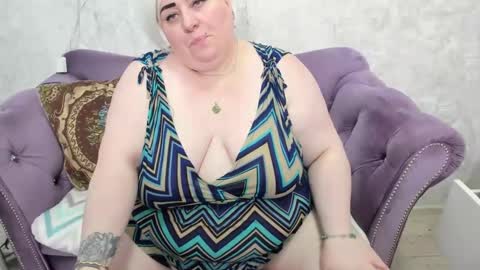 fashiona online show from 03.01.25