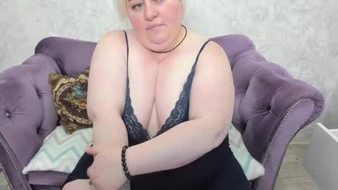 fashiona online show from 09.24.25