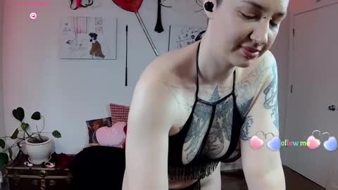 Snapshot of fate_fletcher chatting on 02.20.25 fate_fletcher online show from 02.20.25