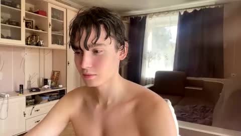 Snapshot of faustfrost chatting on 09.12.25 Faust online show from 09.12.25