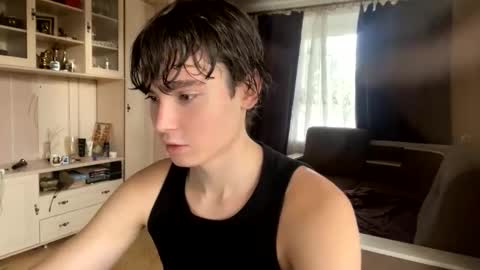 Snapshot of faustfrost chatting on 09.18.25 Faust online show from 09.18.25