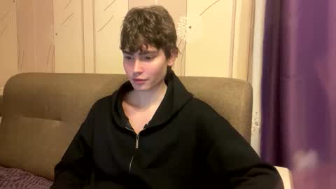 Snapshot of faustfrost chatting on 11.05.25 Faust online show from 11.05.25