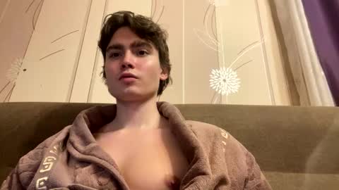 Snapshot of faustfrost chatting on 11.23.25 Faust online show from 11.23.25