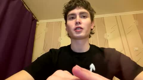 Snapshot of faustfrost chatting on 01.06.26 Faust online show from 01.06.26