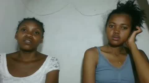 Snapshot of fayence09 chatting on 11.24.25 fayence09 online show from 11.24.25